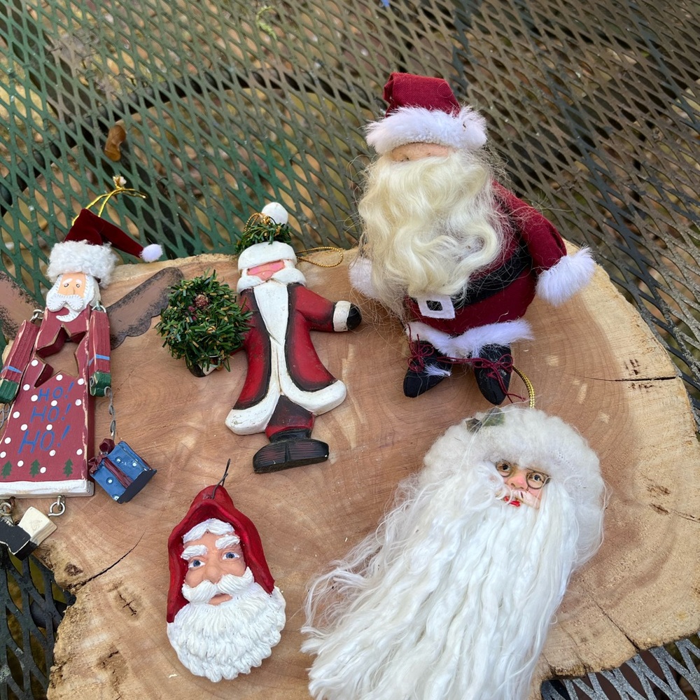 Festive Santa Claus Holiday Ornaments Set of 5 Assorted Santa’s
